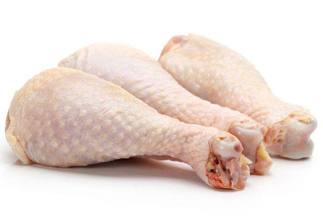 버섯볶음 치킨의 재료는 허벅지나 닭가슴살